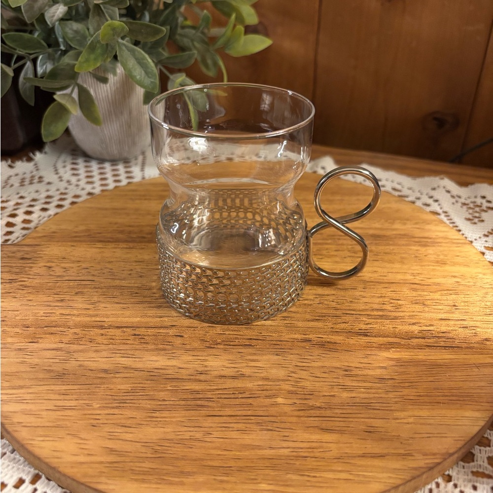 Littala Tsaikka Glass Cup in Silver Holder